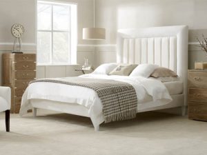 Adams Bed